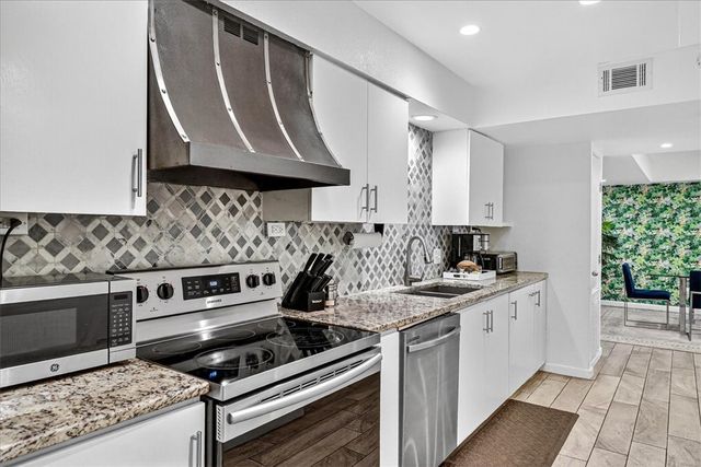 14142 E Cabana St 6A, Corpus Christi, TX 78418