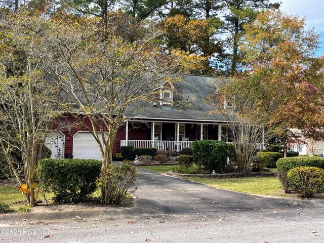 2200 Oakview Drive, New Bern, NC 28562