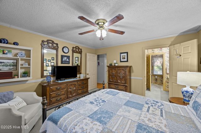 2200 Oakview Drive, New Bern, NC 28562