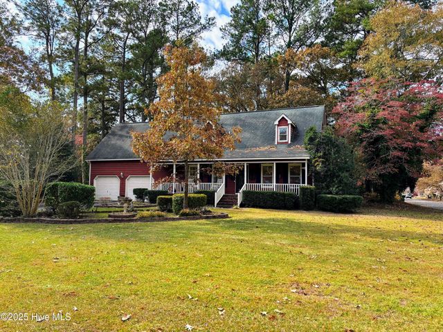 2200 Oakview Drive, New Bern, NC 28562