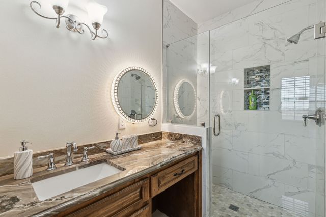 14037 Fm 1173, Krum, TX 76249