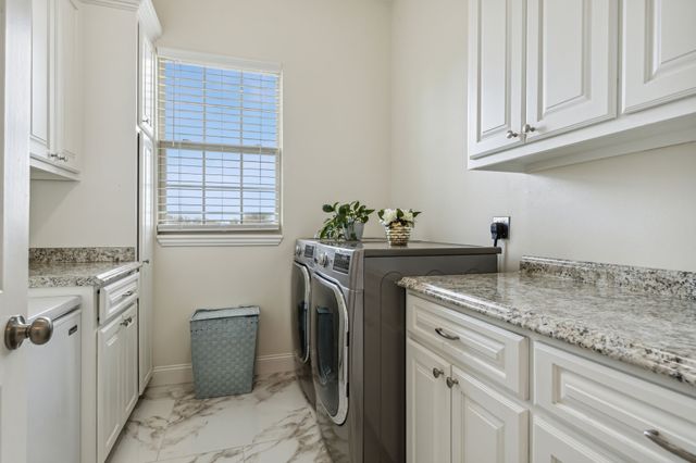 14037 Fm 1173, Krum, TX 76249