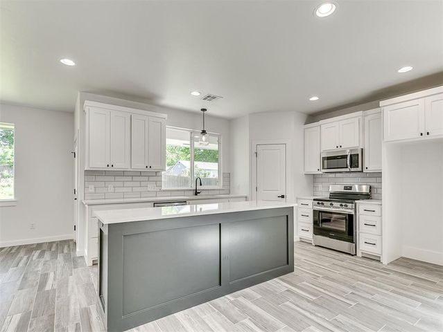 722 E Grant Avenue, Guthrie, OK 73044