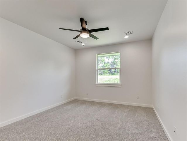 722 E Grant Avenue, Guthrie, OK 73044