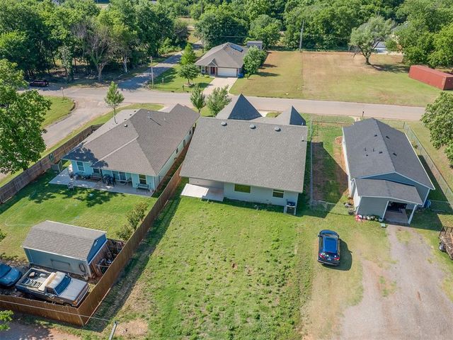 722 E Grant Avenue, Guthrie, OK 73044