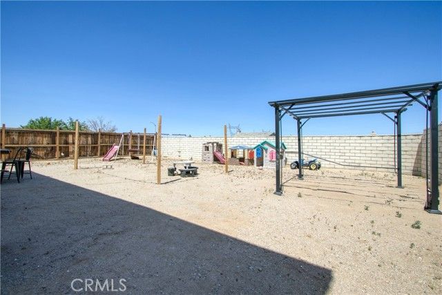 14577 Crossing Trail, Victorville, CA 92394