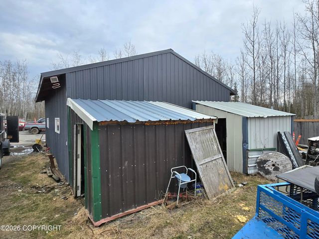 2830 S Beechwood Circle, Big Lake, AK 99652