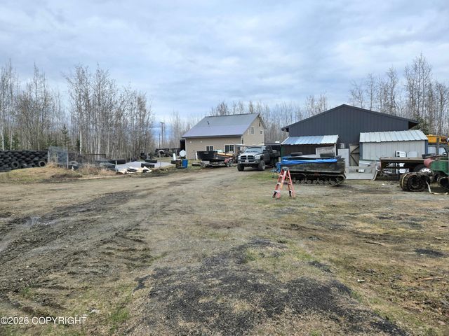 2830 S Beechwood Circle, Big Lake, AK 99652