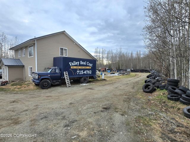 2830 S Beechwood Circle, Big Lake, AK 99652