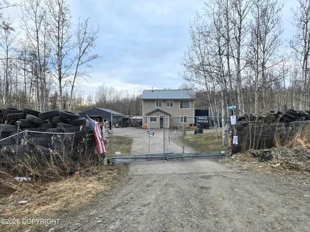 2830 S Beechwood Circle, Big Lake, AK 99652