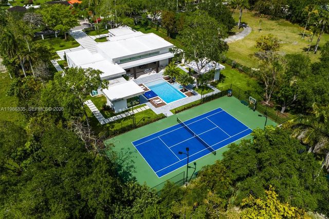 9790 SW 114th St, Miami, FL 33176