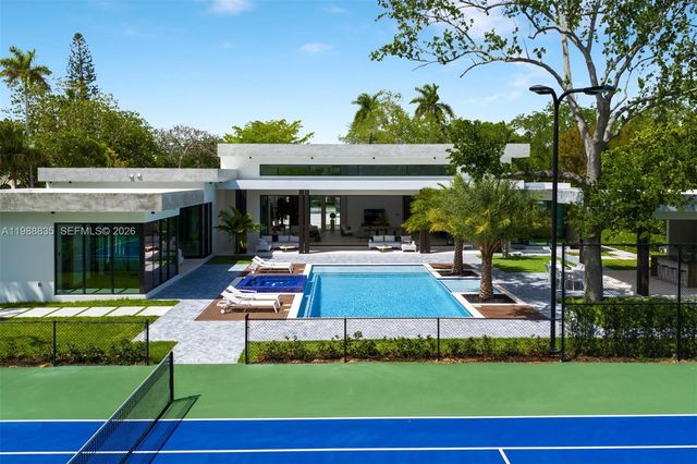 9790 SW 114th St, Miami, FL 33176