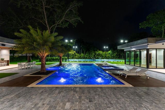 9790 SW 114th St, Miami, FL 33176