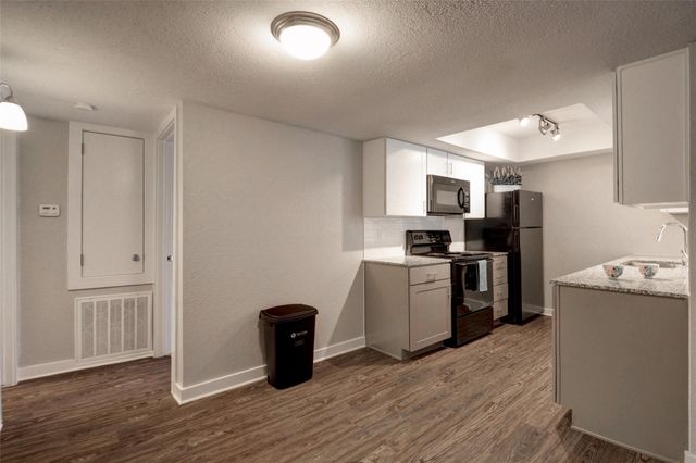 8787 Hammerly Blvd 1127, Houston, TX 77080