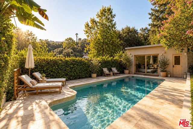 3613 Lankershim Boulevard, Los Angeles, CA 90068