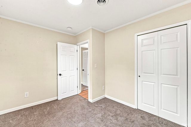56613 Shore Avenue, Elkhart, IN 46516