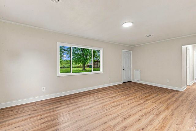 56613 Shore Avenue, Elkhart, IN 46516