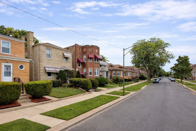 8017 S Hermitage Avenue, Chicago, IL 60620