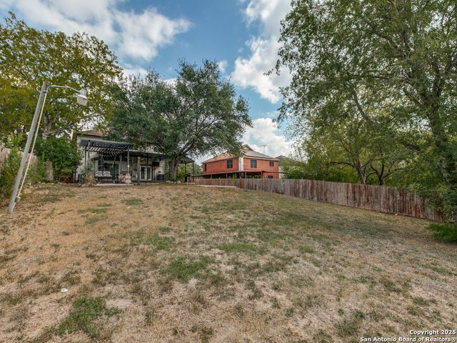 2047 Ellison, San Antonio, TX 78245