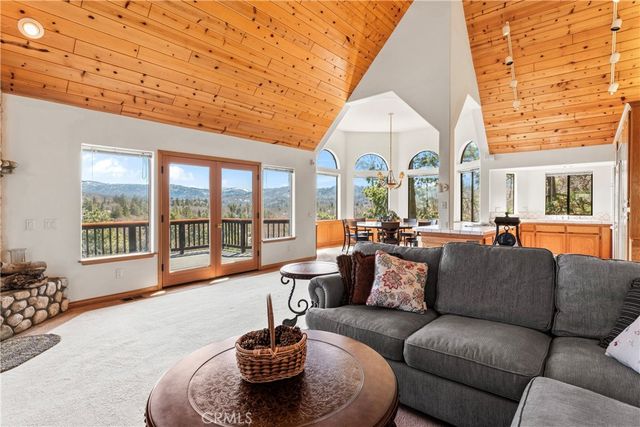 28245 Arbon Lane, Lake Arrowhead, CA 92352