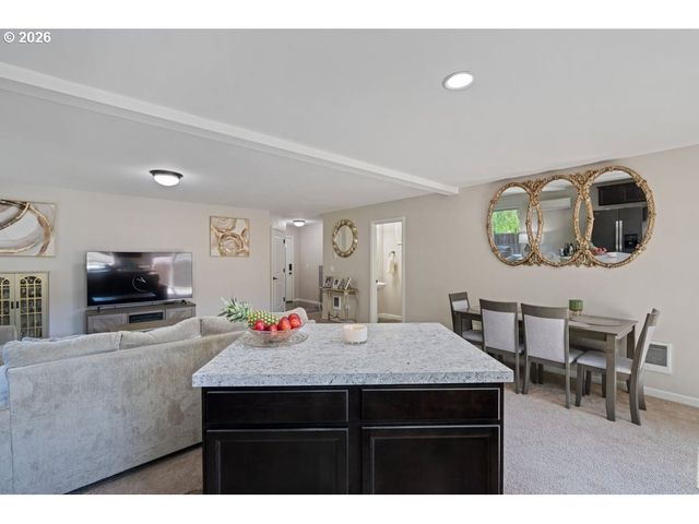 132 HALEY Dr, Longview, WA 98632