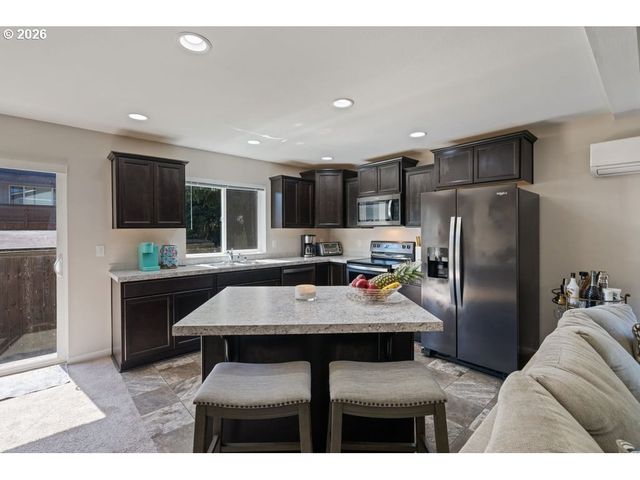 132 HALEY Dr, Longview, WA 98632