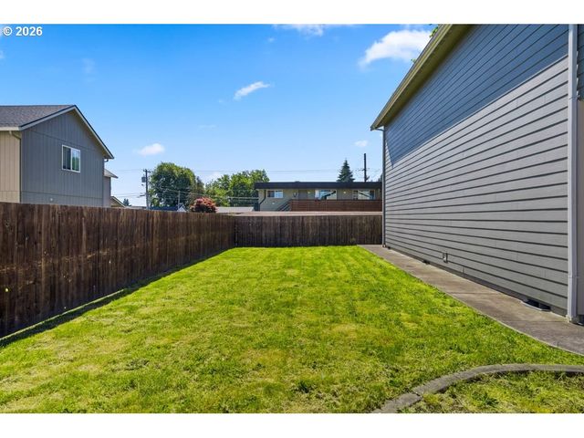 132 HALEY Dr, Longview, WA 98632
