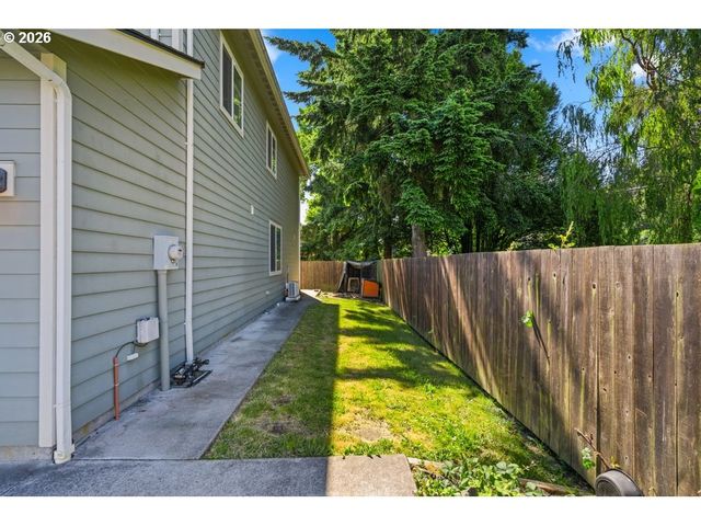 132 HALEY Dr, Longview, WA 98632