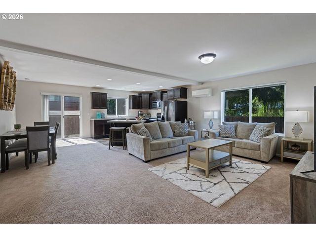 132 HALEY Dr, Longview, WA 98632