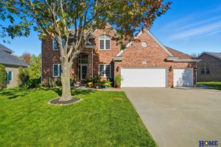 7248 Parkridge Circle, Lincoln, NE 68516