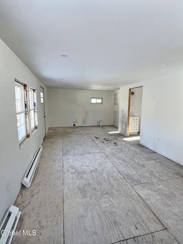 40 King Avenue, Hudson Falls, NY 12839