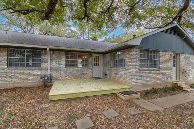 1609 Longhofer Street, Brenham, TX 77833