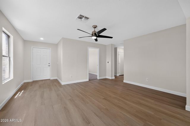 8425 E NAVARRO Circle, Mesa, AZ 85209