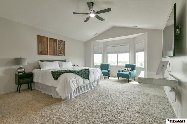 6900 Lacroix Drive, Lincoln, NE 68526