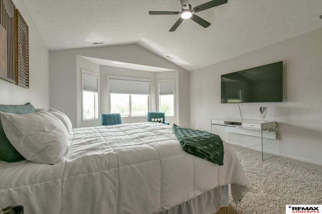 6900 Lacroix Drive, Lincoln, NE 68526