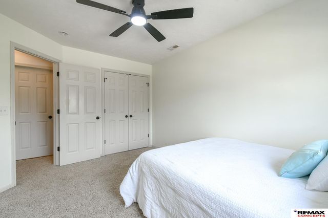 6900 Lacroix Drive, Lincoln, NE 68526