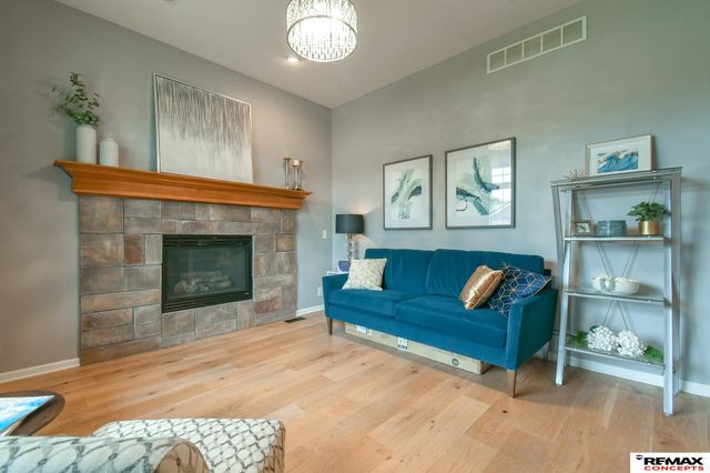 6900 Lacroix Drive, Lincoln, NE 68526