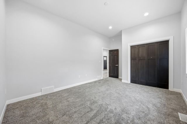 429 18th Street S, Moorhead, MN 56560