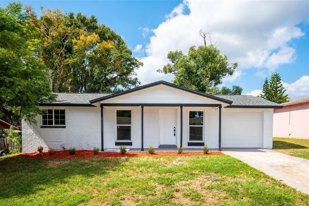 1200 GRANTWOOD AVENUE, Clearwater, FL 33759