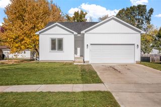 402 E 2nd Street, Woodward, IA 50276