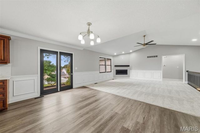 11764 Clarksdale Drive, Maryland Heights, MO 63043