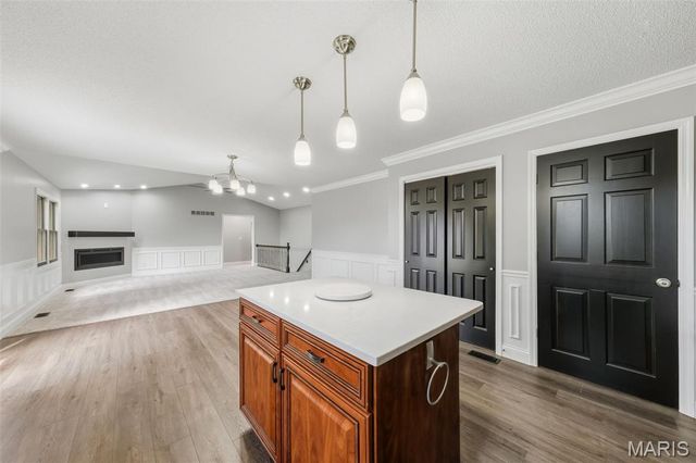 11764 Clarksdale Drive, Maryland Heights, MO 63043