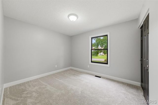 11764 Clarksdale Drive, Maryland Heights, MO 63043