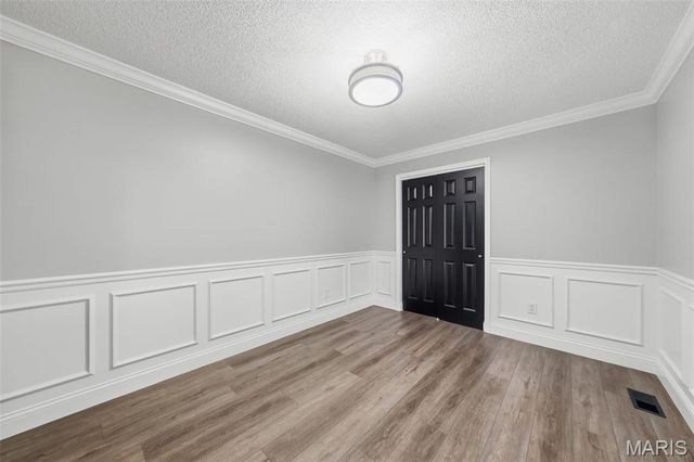 11764 Clarksdale Drive, Maryland Heights, MO 63043