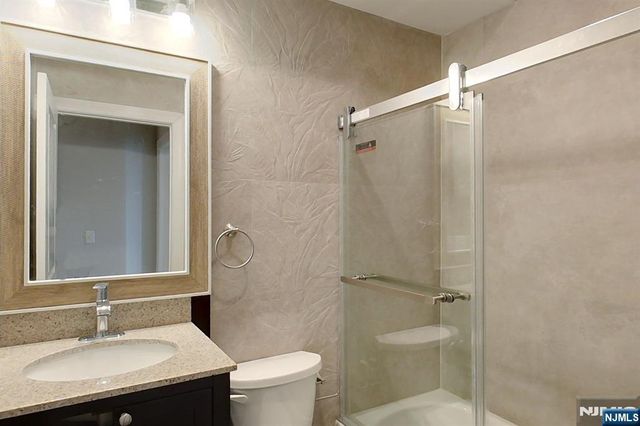 130 45th Street 4, Union City, NJ 07087