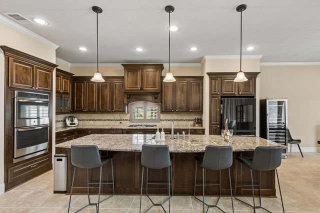 5614 E Wimberly Briar Lane, Fulshear, TX 77441