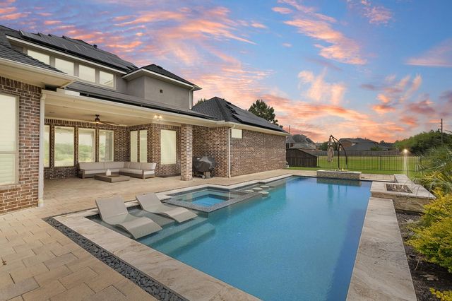 5614 E Wimberly Briar Lane, Fulshear, TX 77441