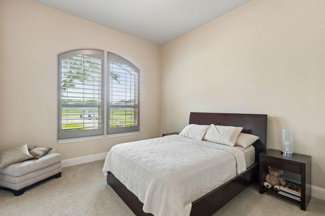 5614 E Wimberly Briar Lane, Fulshear, TX 77441