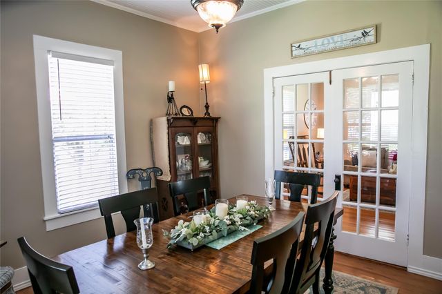 401 N Colorado ST, Burton, TX 77835