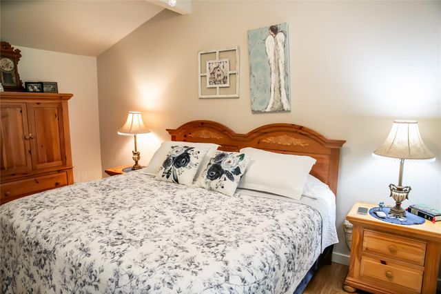 401 N Colorado ST, Burton, TX 77835